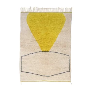 Experience the elegance of luxury with this hand-knotted woven rug. It features a large yellow teardrop shape above a trapezoid outline on a beige background, complemented by fringe along the top edge.
